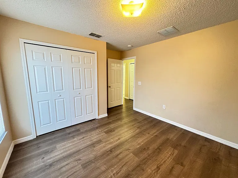 321 Drum Ln — Photo 32