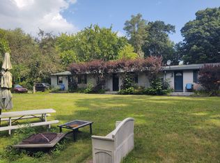 3434 Oakridge Dr APT 7, Highland, MI 48356