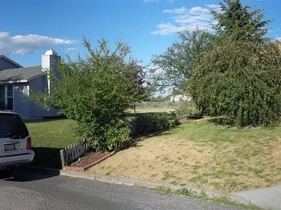 2nd image of 4608 Stevenson Ct