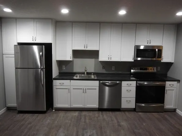 151 5th St. NE, 151 5th St NE APT 1, Buffalo, MN 55313