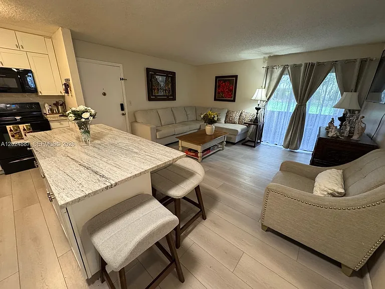 10425 E Clairmont Cir #107 — Photo 3