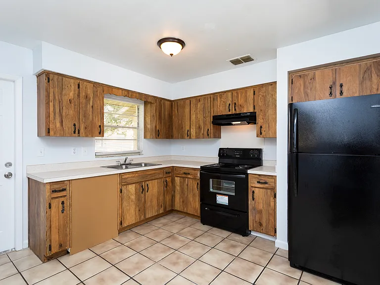 3223 Pershing St #3223 — Photo 2