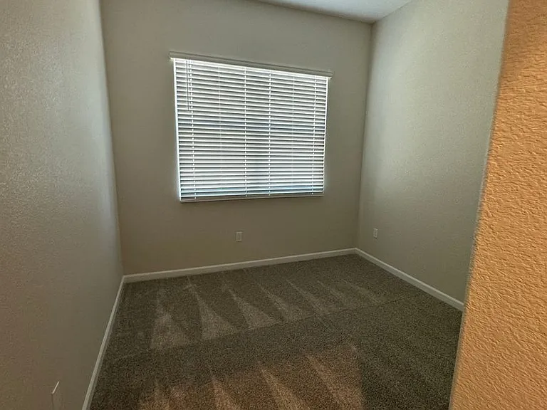 8260 Honor Ct — Photo 8