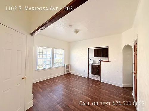 1102 S Mariposa Ave #203 Photo 1