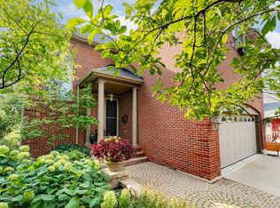 306 Grandview Ave, Glen Ellyn, IL 60137