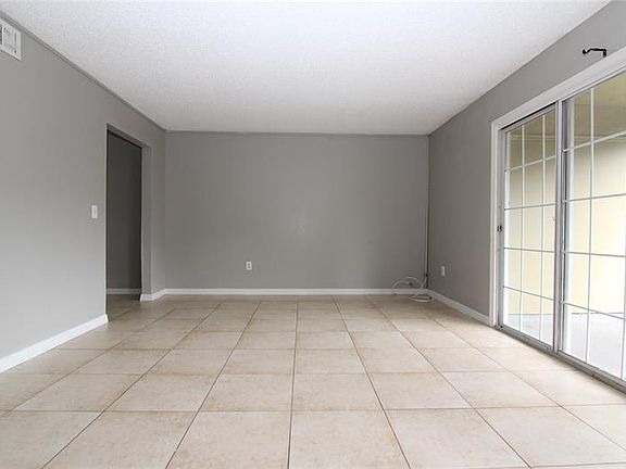 3rd image of 4193 Versailles Dr #4193G
