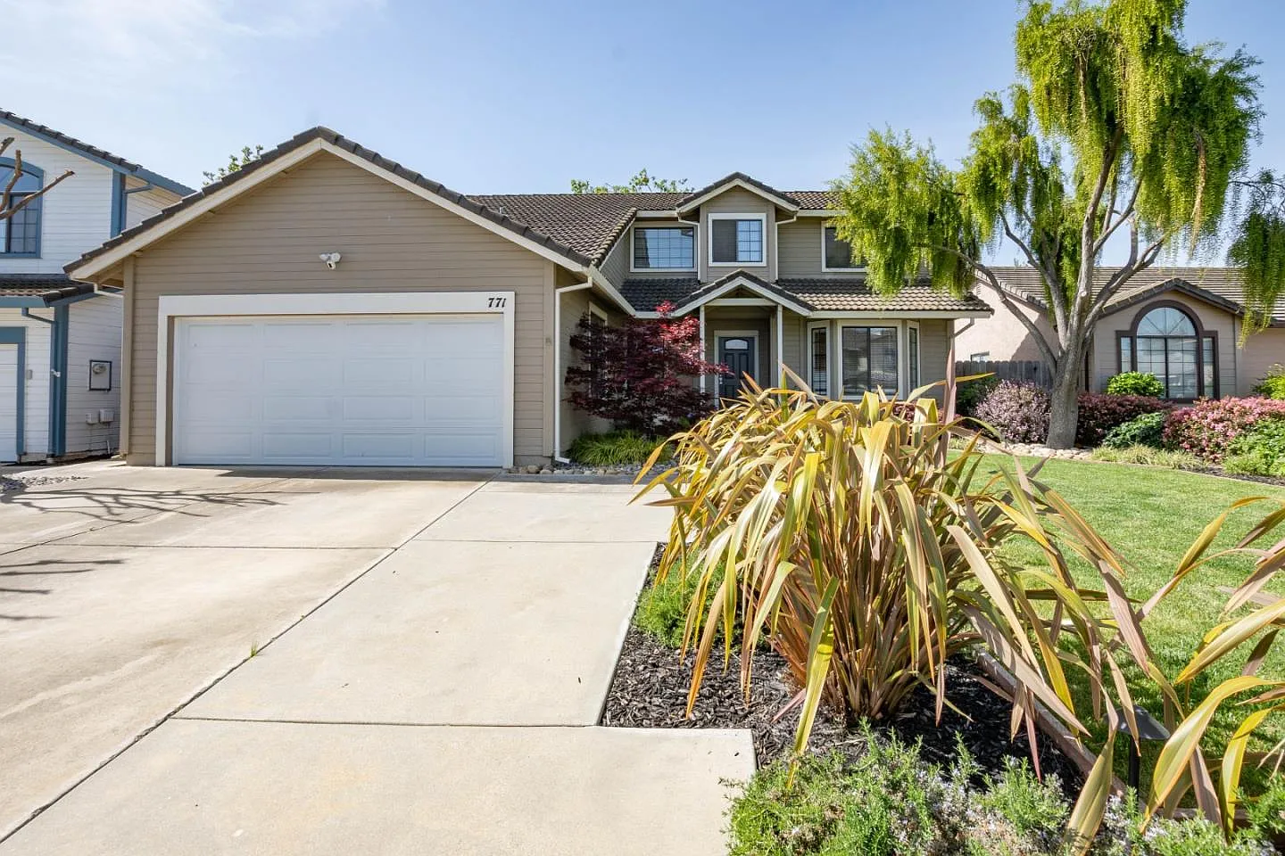 771 Liege Dr photo 1
