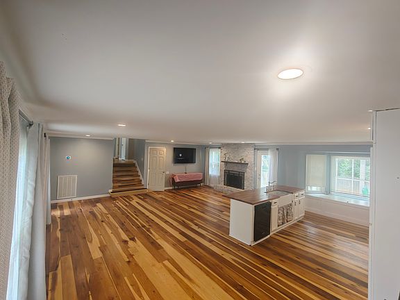 3rd image of 13003 Chimney Springs Cir SE