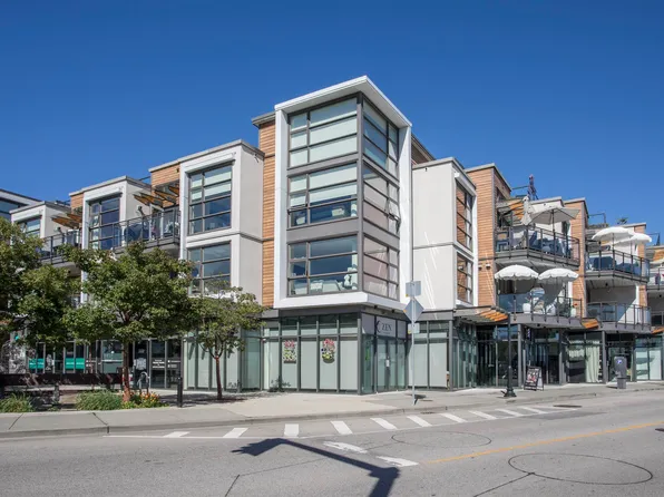 1160 Oxford St APT 402, White Rock, BC V4B 0B3