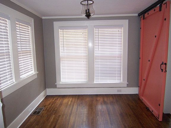 5th image of 690 Dickinson St