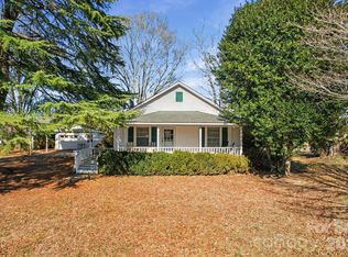 612 Old Dutch Rd W, Indian Trail, NC 28079