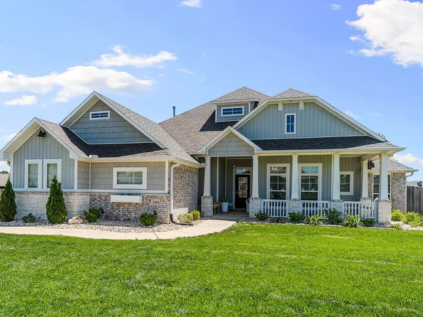 1601 Higgins St, Pea Ridge, AR 72751