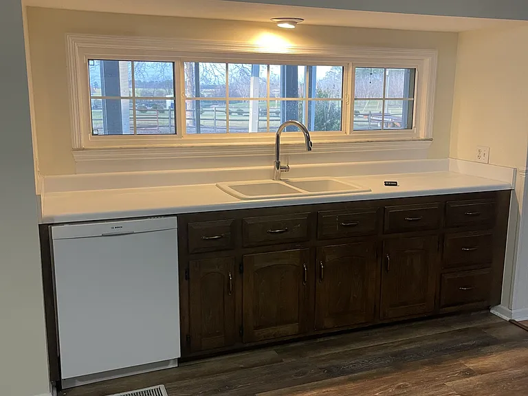 258 Powell Rd — Photo 16