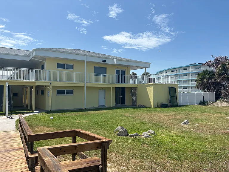 3820 Ocean Beach Blvd #10 — Photo 1