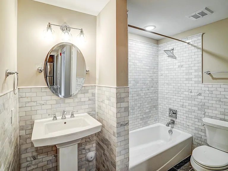 425 N Arthur Ashe Blvd #B — Photo 19