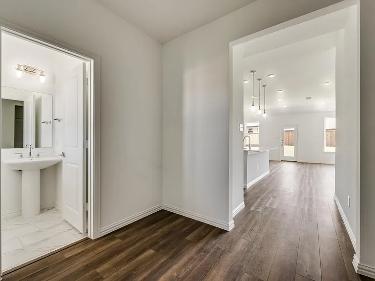 1820 Purtis Creek Dr — Photo 22