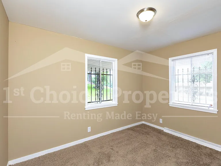 405 Cheri Ln — Photo 29