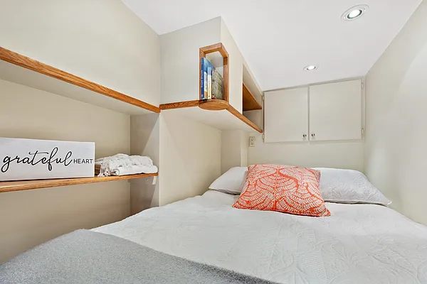 Sold by Compass | media 15