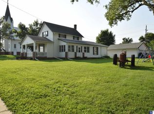 212 W Main St, Ceresco, NE 68017