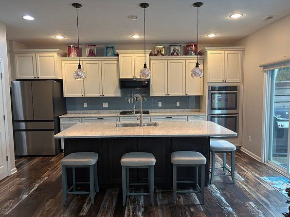 16718 Broken Arrow Dr