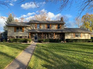 1326 Heritage Dr, Hastings, NE 68901