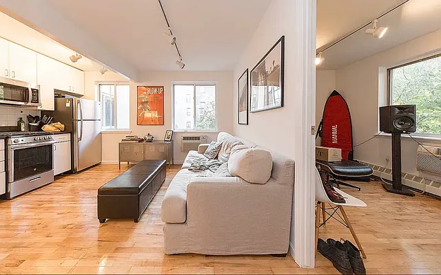 Rented by The Downtown LLC | media 12