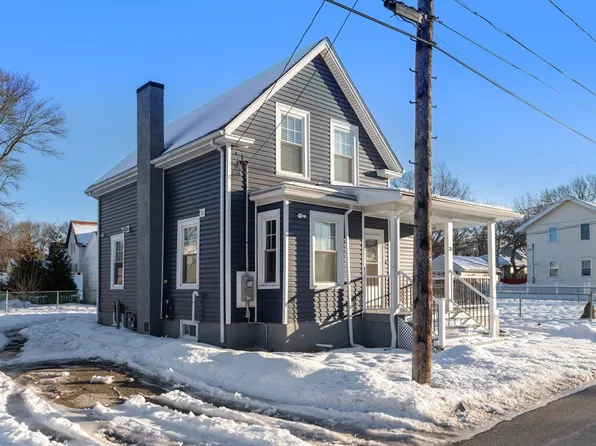 35 Elmwood Ave, Saugus, MA 01906