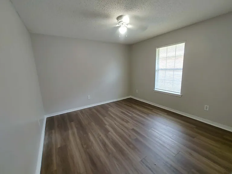 7548 Cliff Cottage Dr — Photo 13