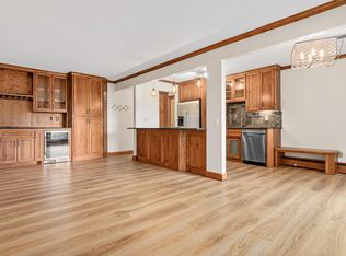 4424 Cedar Lake Rd #4, Saint Louis Park, MN 55416
