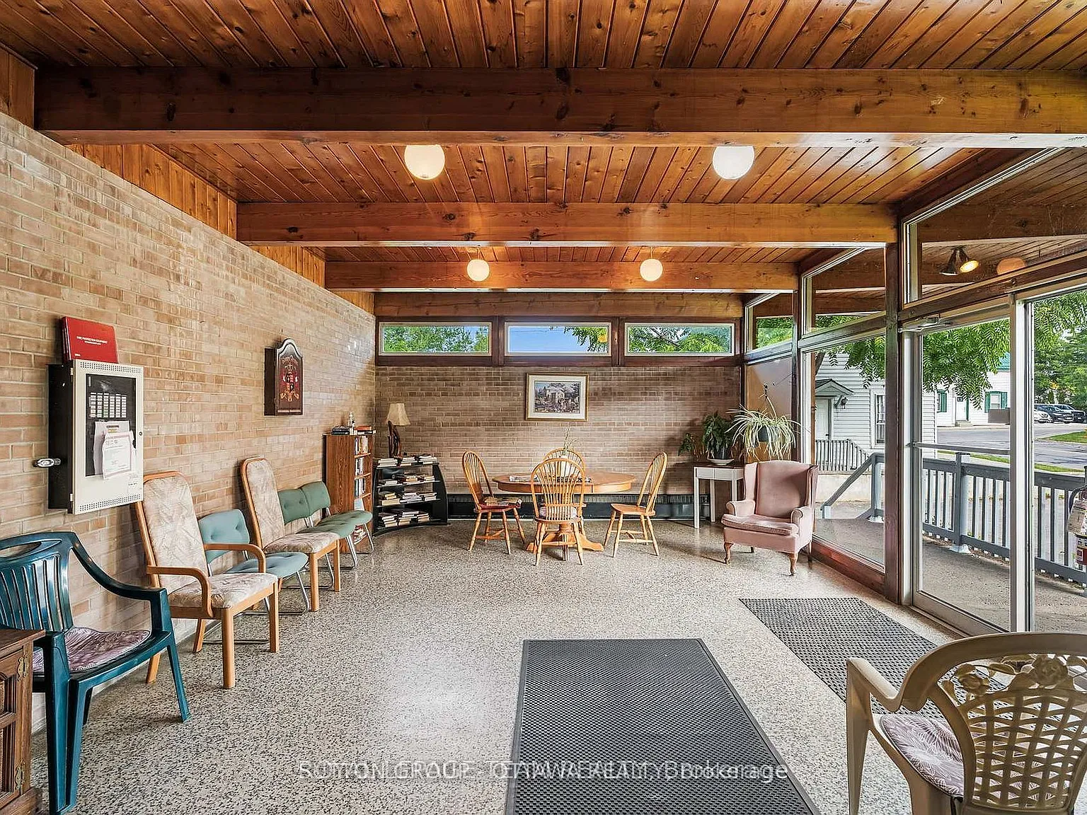 2 bed, $2,250 — Photo 2