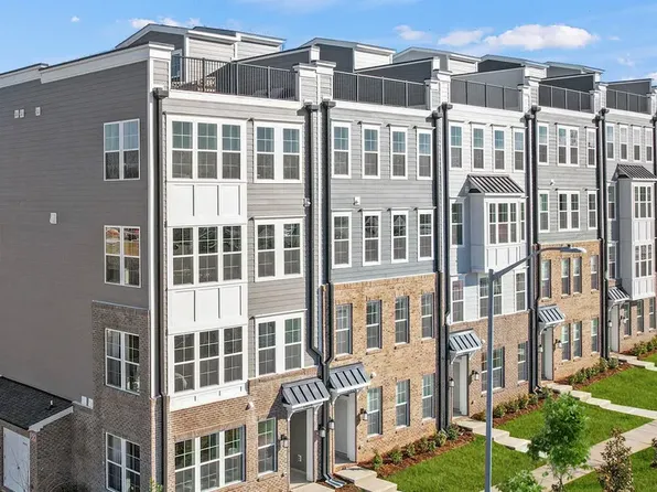 409 Grove Overlook Ln Unit 200, Wake Forest, NC 27587