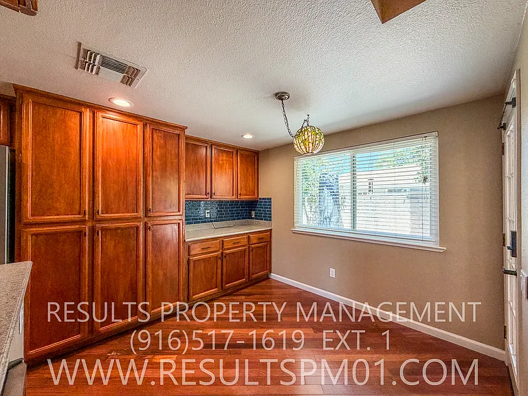 9524 Kellingworth Ct — Photo 15