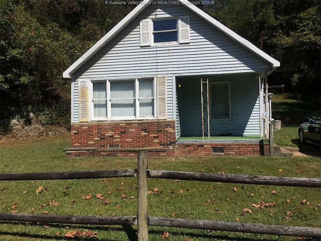 5371 Elk River Rd N photo 1