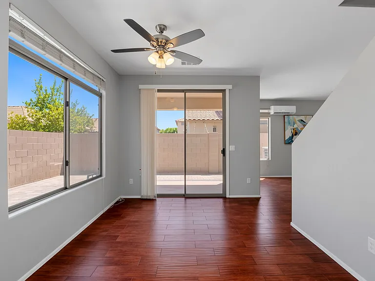 1231 S Amber St — Photo 10