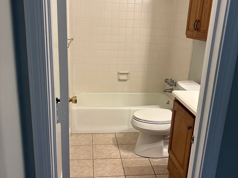 Main bathroom