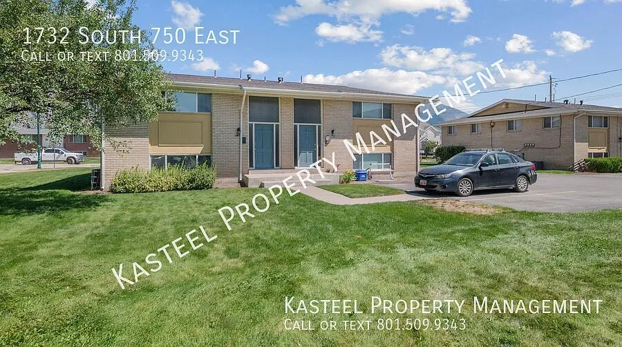 Large Updated 2 Bedroom with Central Air — Photo 2