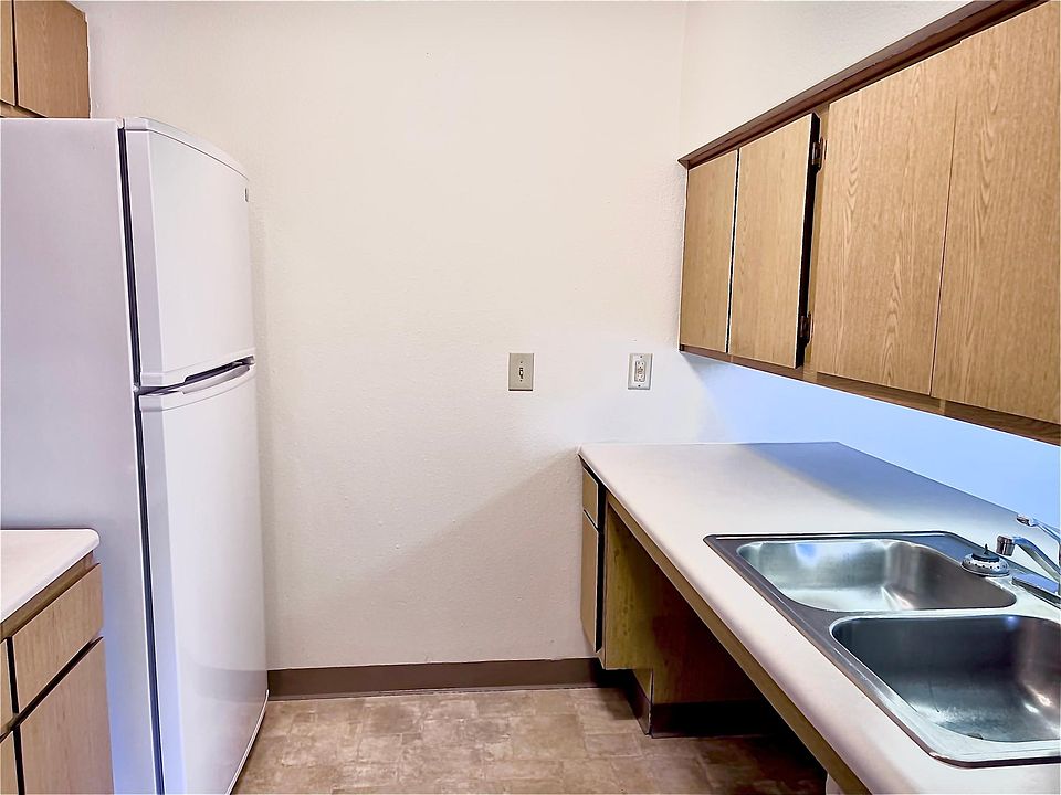 Autumn Gold 2 Bedroom - Kitchen