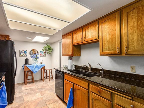 5th image of 294 Leisure World