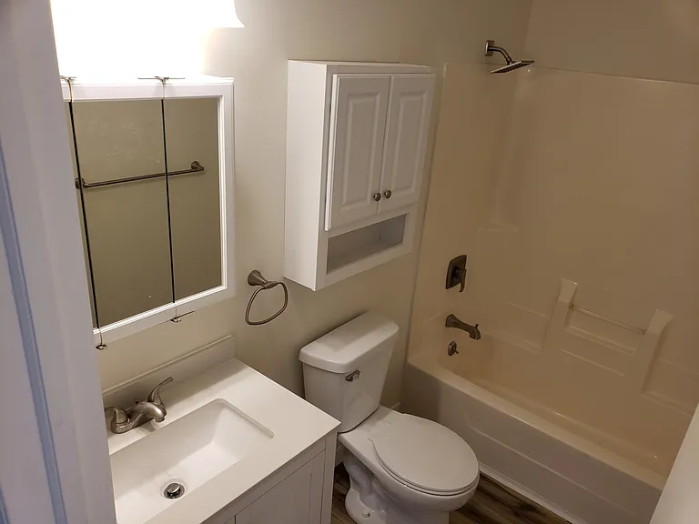 212 N Dyckman St #2 — Photo 15