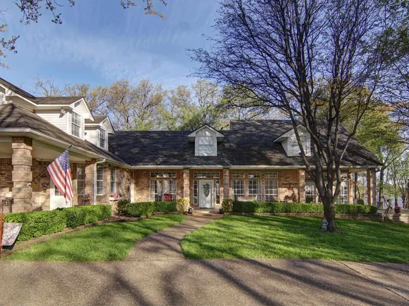 1013 Private Road 5937, Emory, TX 75440