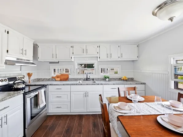 229 Miller St #F-6, Ludlow, MA 01056