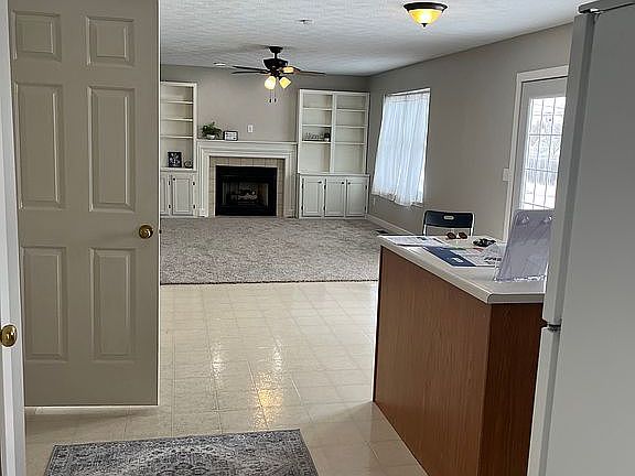 Kitchen to Main Family Rm