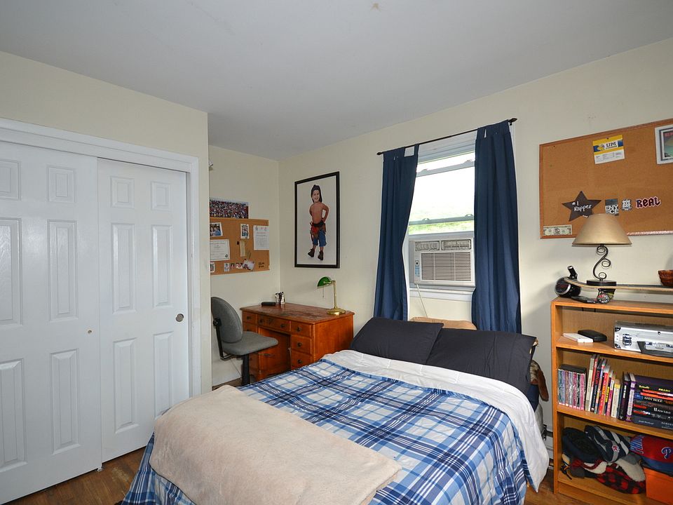 Ample Sized Bedroom