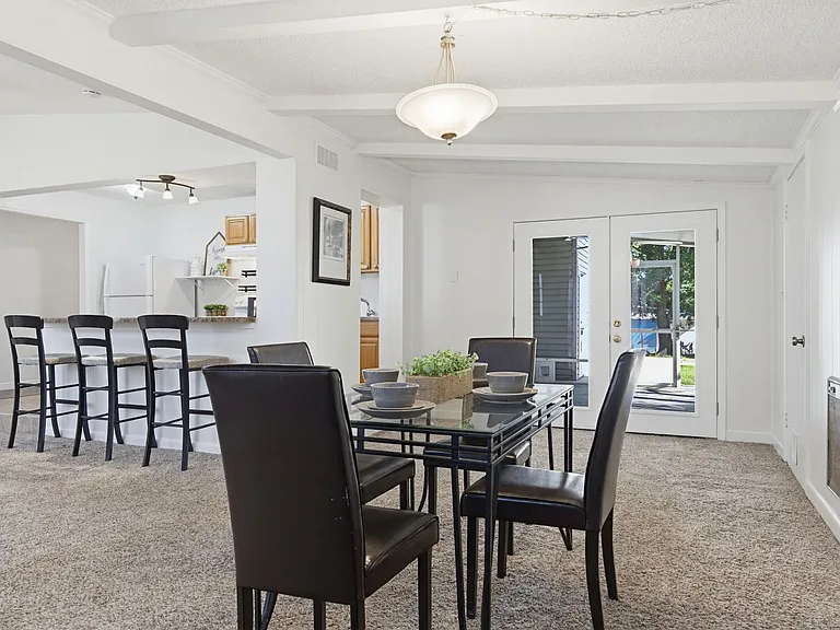 908 Rock Creek Ave — Photo 20
