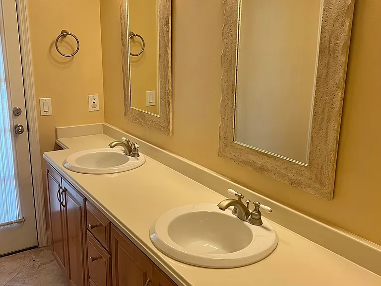 2372 Windham Dr — Photo 20
