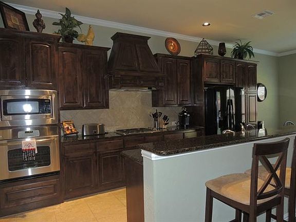 4th image of 1405 Shady Bend Dr