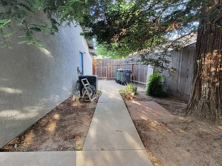 3941 Supreme Ct — Photo 23