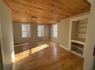 196 N Main St APT B, Franklin, NH 03235