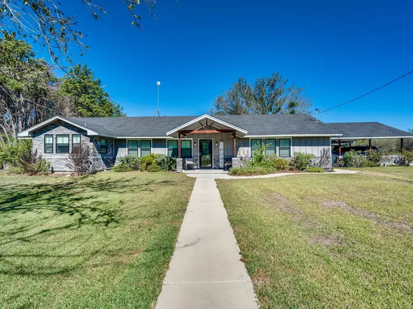 205 Newman Rd, Ennis, TX 75119