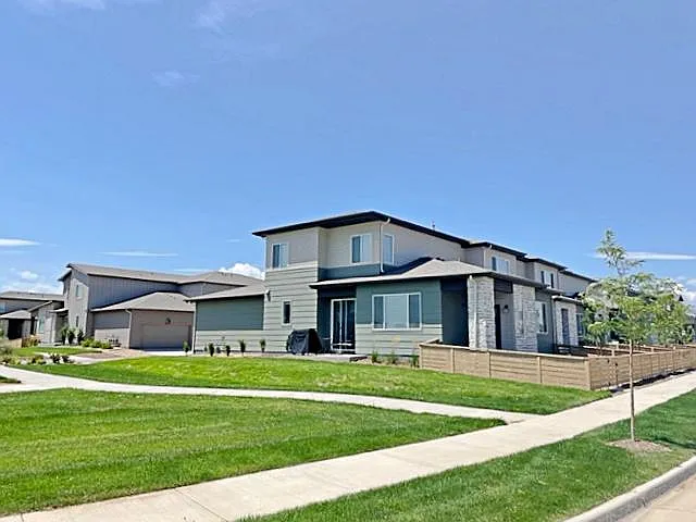 5795 Champlain Dr — Photo 3